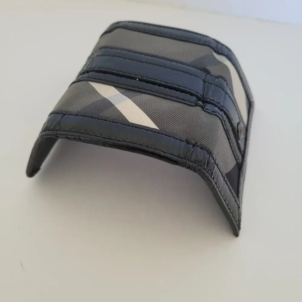 Burberry burrbery key